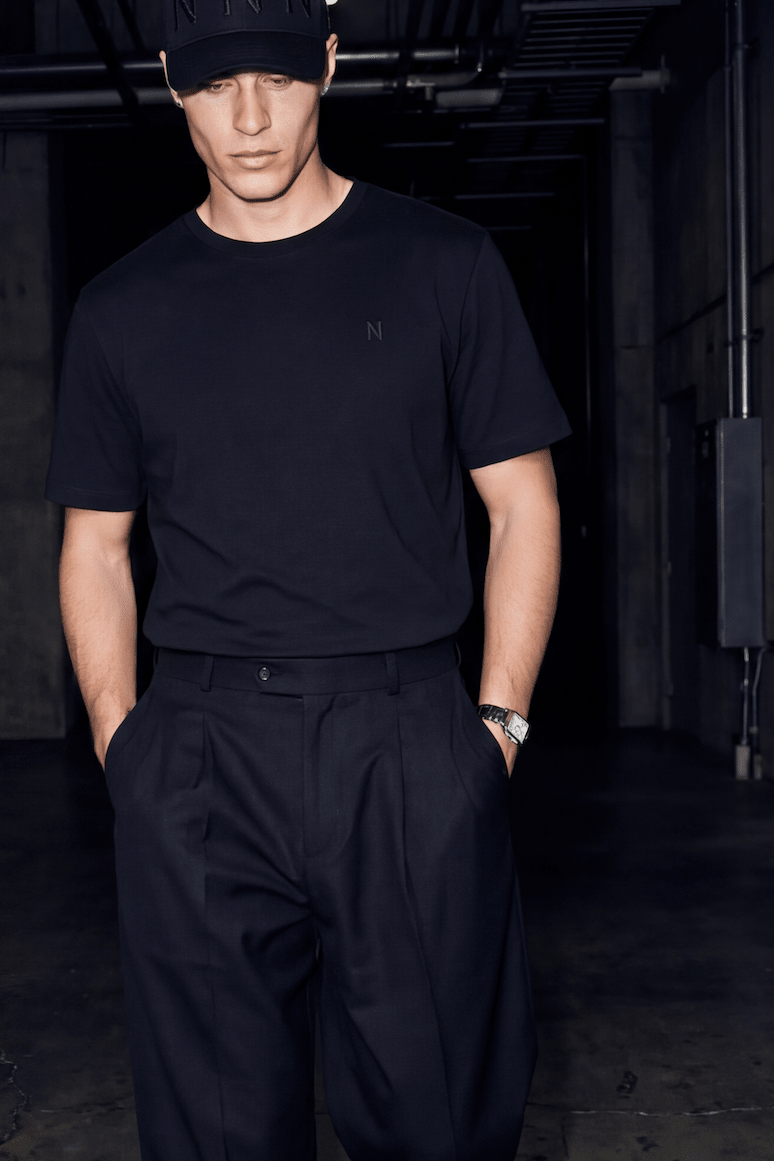 Nici Tee Black/Black - ONE New York
