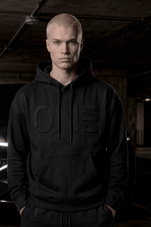 Oscar Hoodie Black - ONE New York