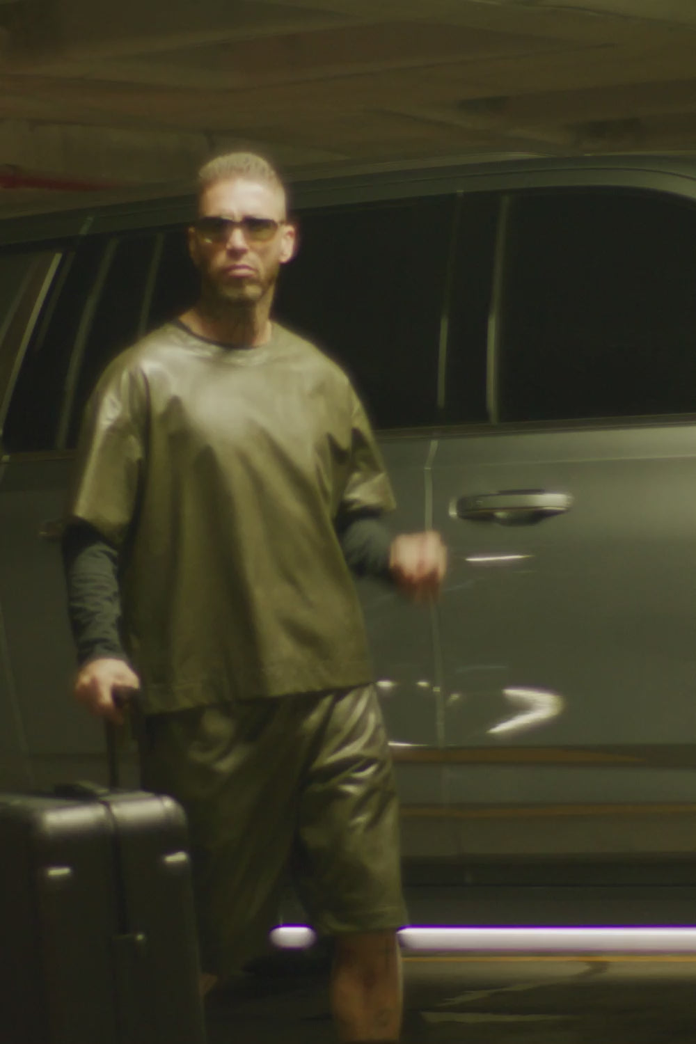 Vegan Leather Tee Army Green